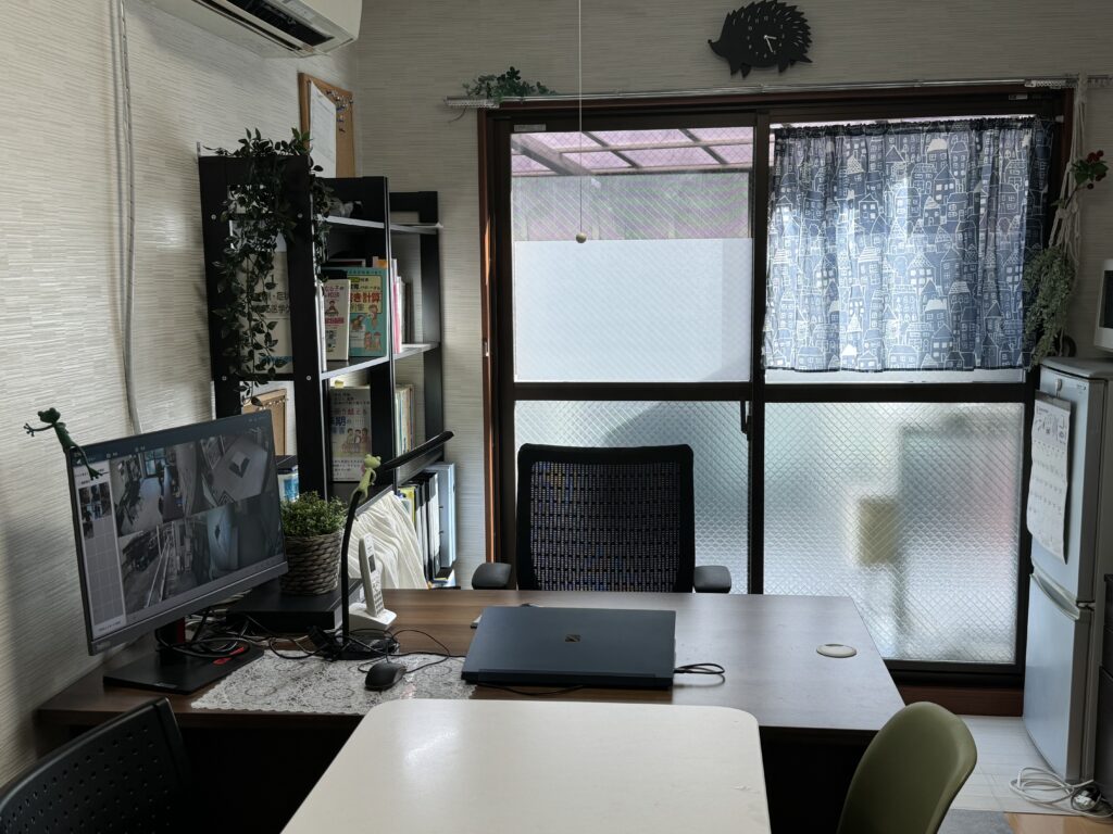 ゆーもあstudioの室内・活動スペース