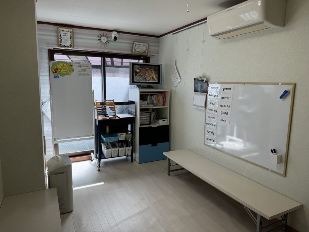 ゆーもあstudioの室内・活動スペース